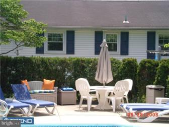 503 Dickinson Road Burlington, NJ 08016 - Photo 3 of 12 Gallery Image 3