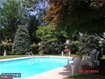 503 Dickinson Road Burlington, NJ 08016 - Photo 5 of 12 Gallery Image 5