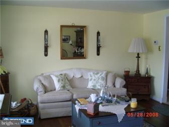 503 Dickinson Road Burlington, NJ 08016 - Photo 8 of 12 Gallery Image 8