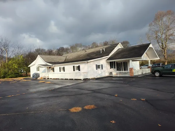 $369,000 | 2601 West Valley Road, Dunlap, TN 37327