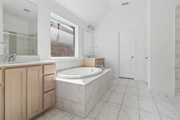 $399,500 | 340 Misty Meadow Lane, Lavon, TX 75166