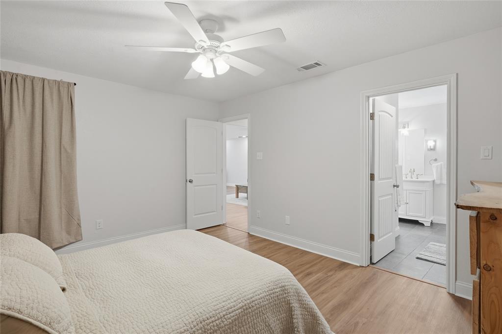 217 Spruce Circle Azle, TX 76020 - Photo 20 of 39