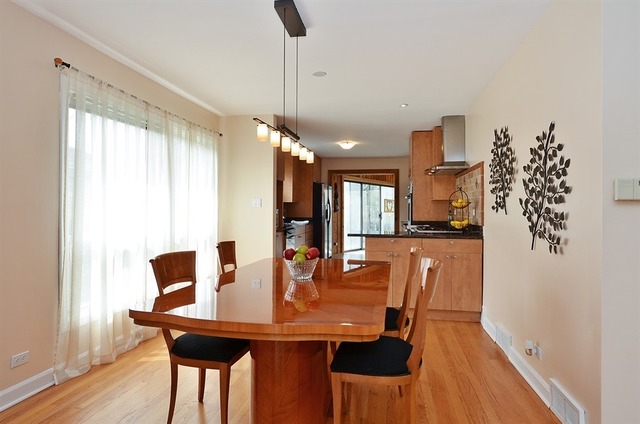 608 Sumac Road Highland Park, IL 60035 - Photo 6 of 16