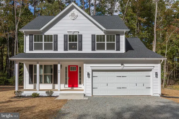 $374,900 | 282 Circle Lane, Colonial Beach, VA 22443