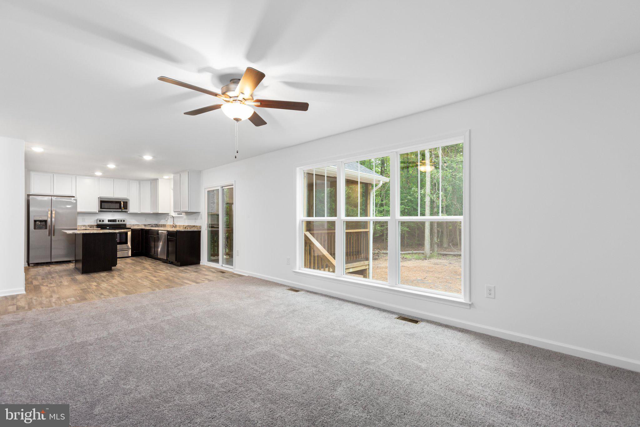 282 Circle Lane Colonial Beach, VA 22443 - Photo 44 of 57 a view of an empty room with a kitchen