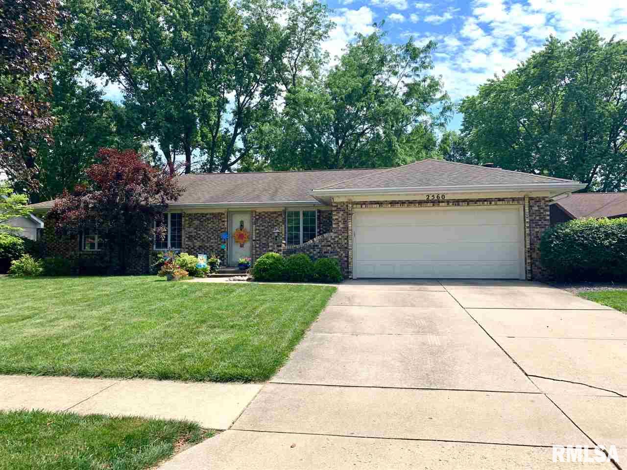 2560 Lindsay Road Springfield, IL 62704 - Photo 3 of 26