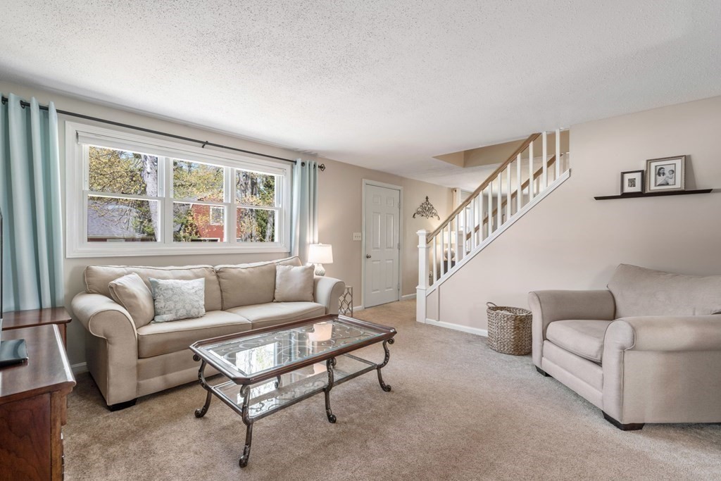 1 Thornton Road Norton, MA 02766 - Photo 4 of 36 Gallery Image 4
