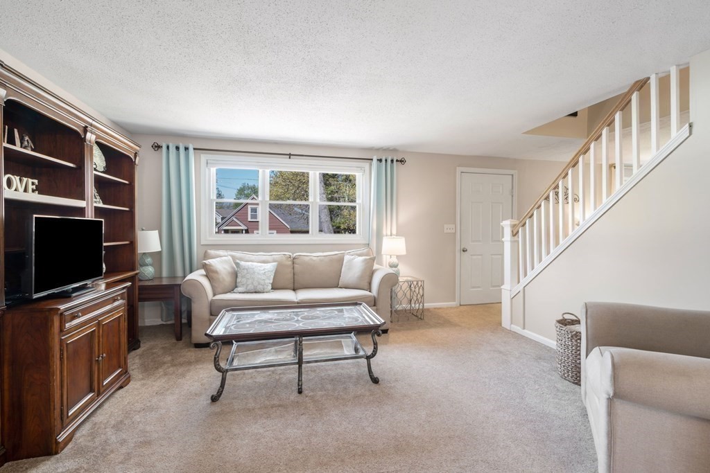 1 Thornton Road Norton, MA 02766 - Photo 5 of 36 Gallery Image 5