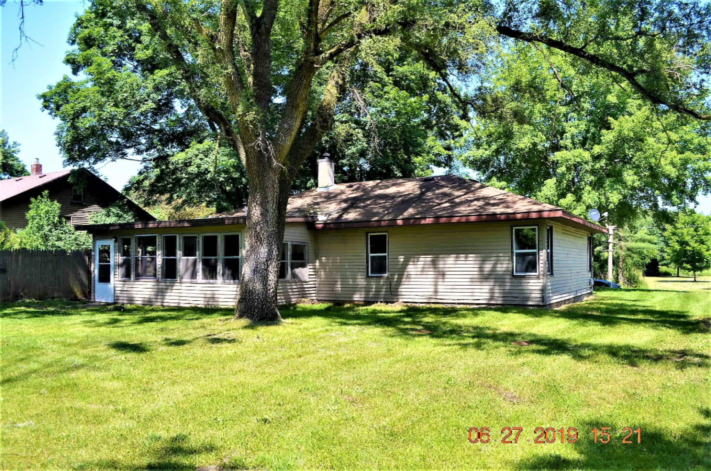 6164 Johnson Road Coloma, MI 49038 - Photo 5 of 18 DSC_0052