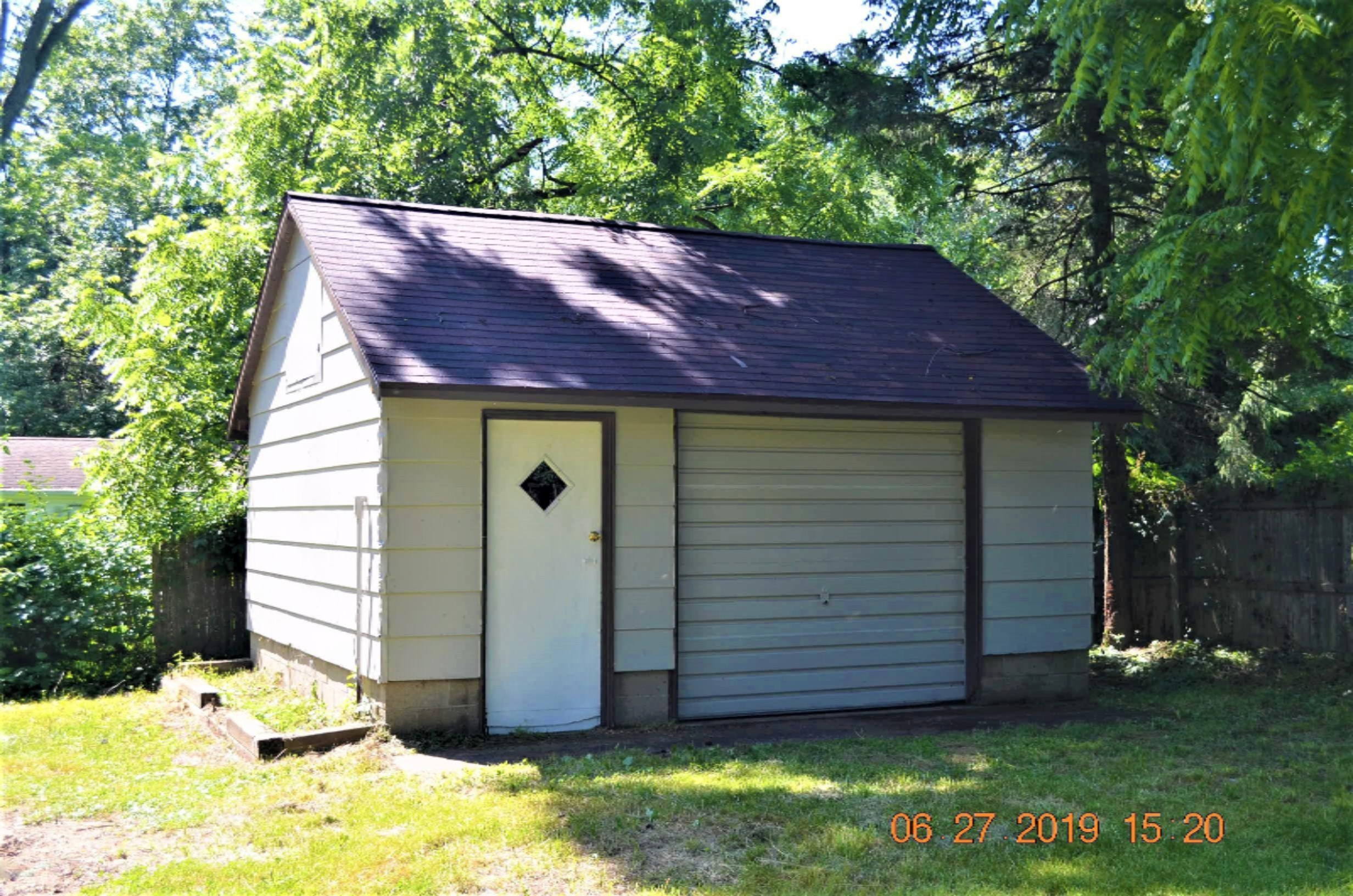 6164 Johnson Road Coloma, MI 49038 - Photo 6 of 18 DSC_0049