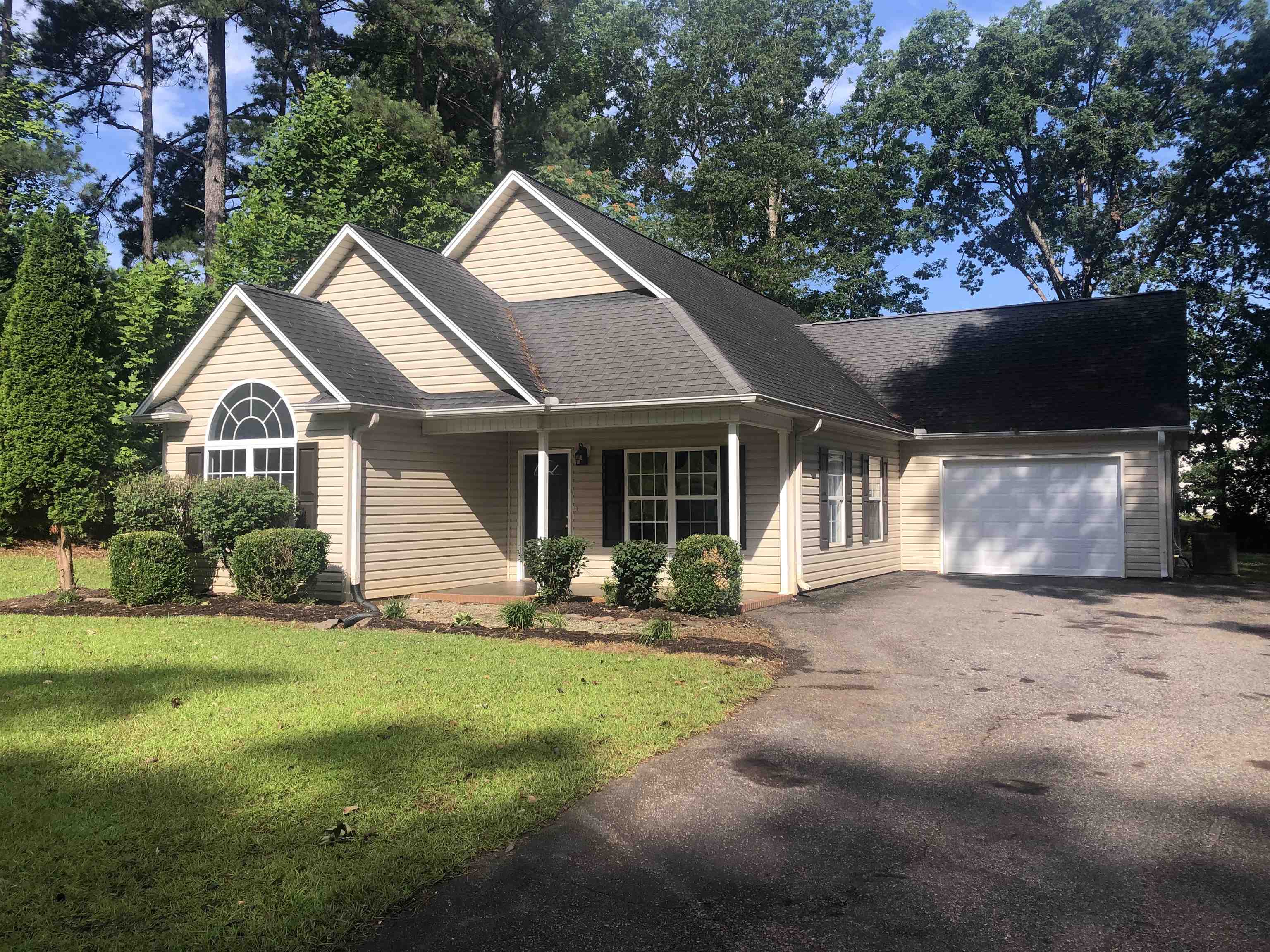 147 State Rd S-42-7128 Lyman, SC 29365 - Photo 2 of 14 Gallery Image 2
