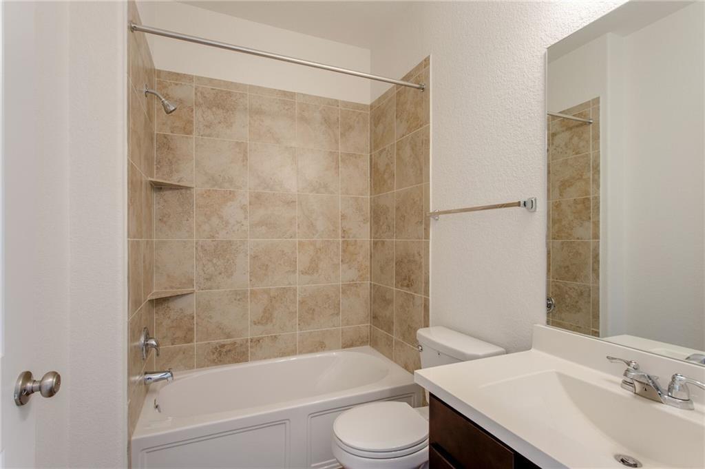 224 Montauk Loop Georgetown, TX 78628 - Photo 17 of 33