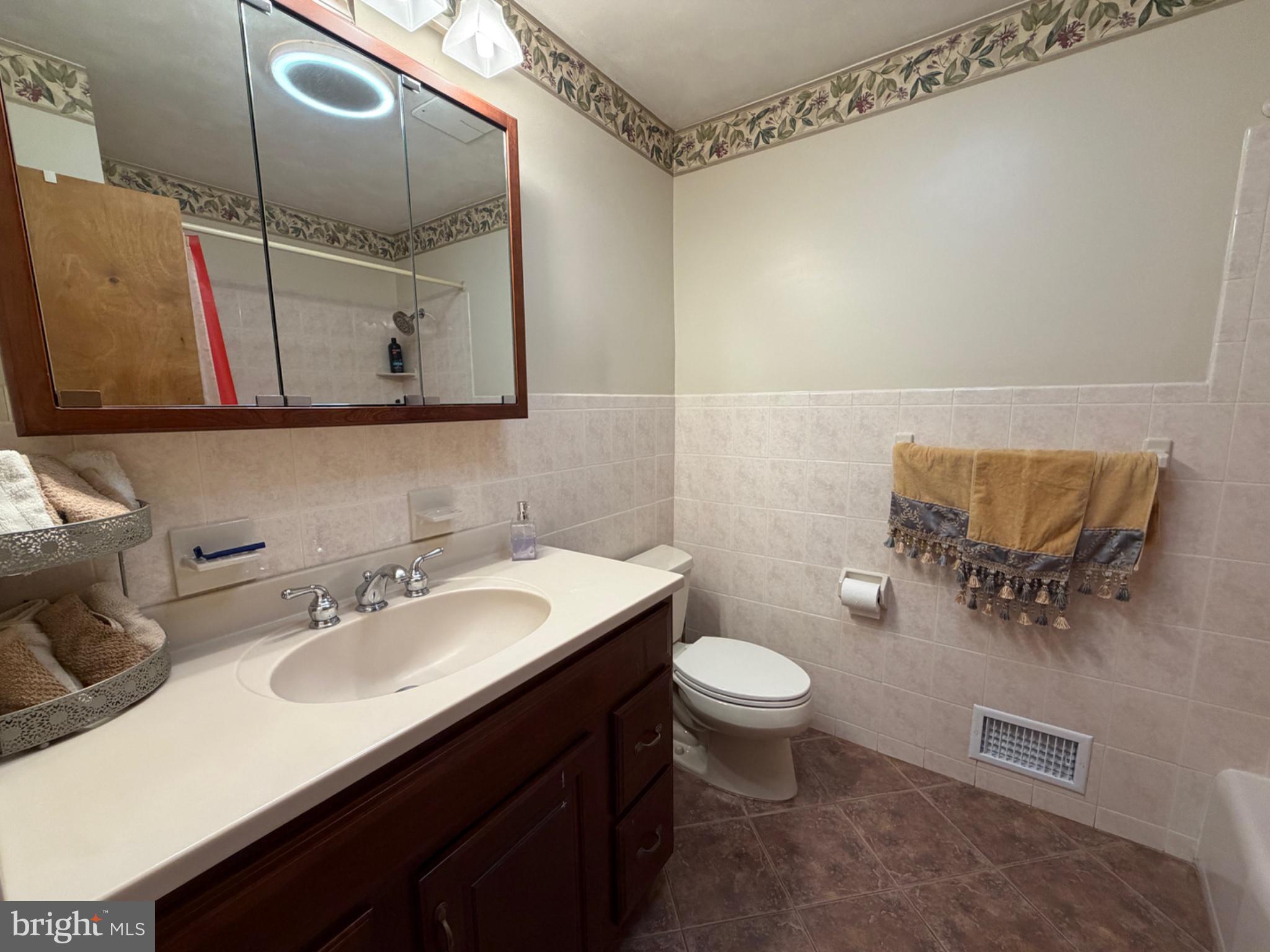 89 Upper Ferry Road Ewing, NJ 08628 - Photo 17 of 31 Charming bathroom with elegant details.