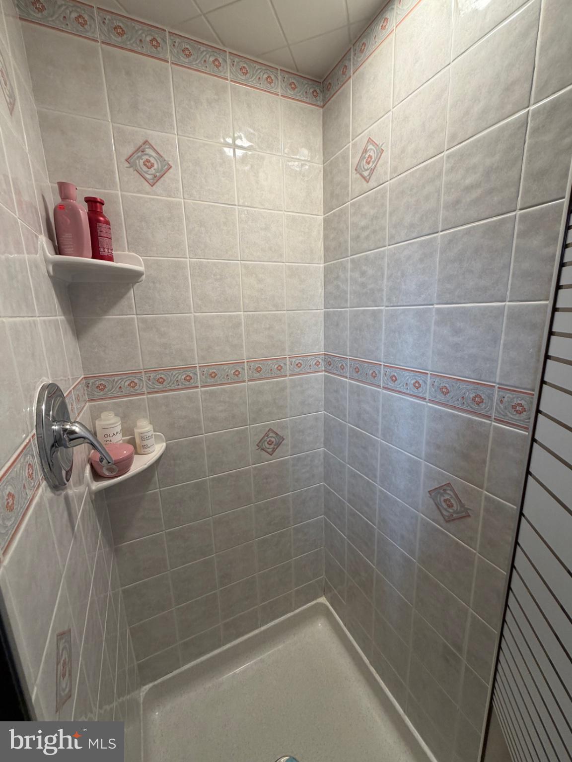 89 Upper Ferry Road Ewing, NJ 08628 - Photo 26 of 31 Charming tiled shower retreat.