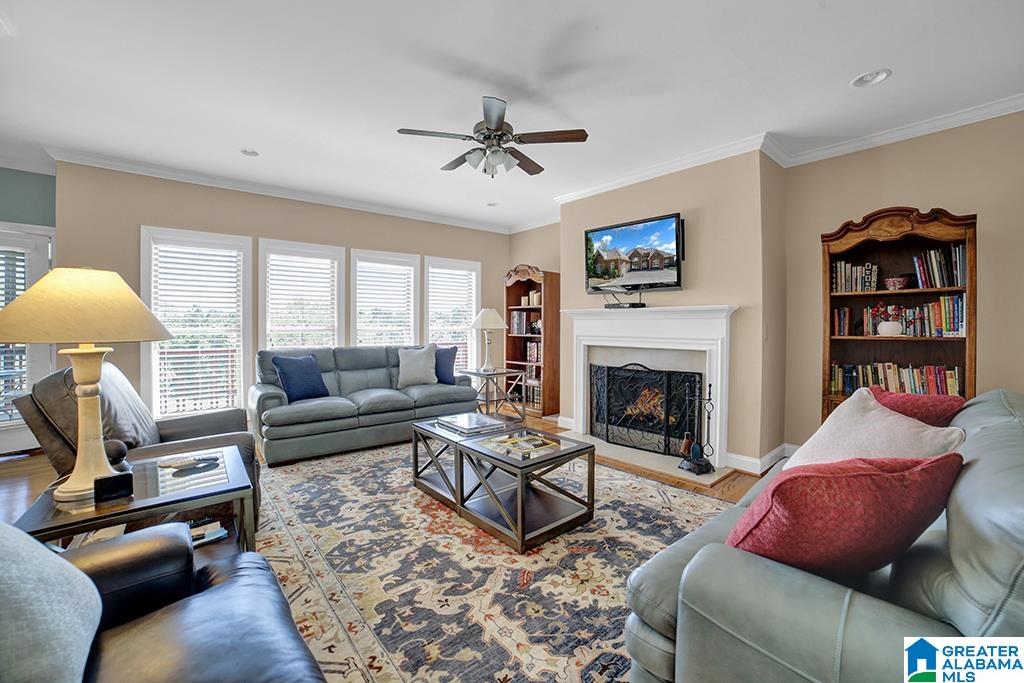 4247 Hillsedge Road Birmingham, AL 35210 - Photo 7 of 49