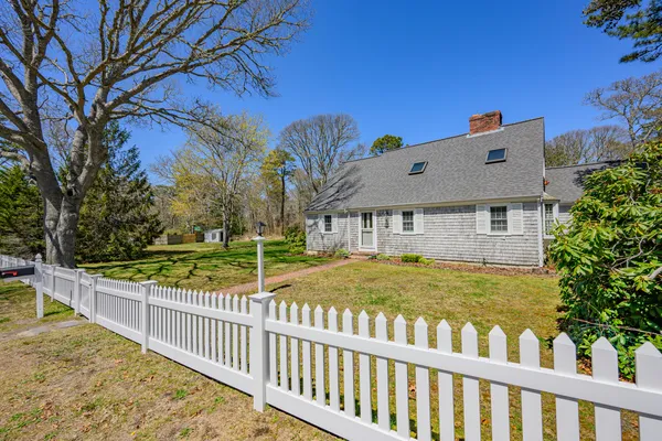 $850,000 | 10 Park Lane, Brewster, MA 02631