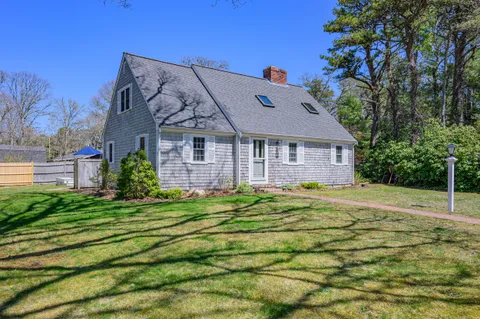 $850,000 | 10 Park Lane, Brewster, MA 02631