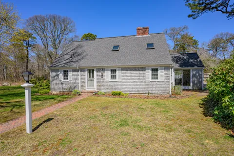 $850,000 | 10 Park Lane, Brewster, MA 02631