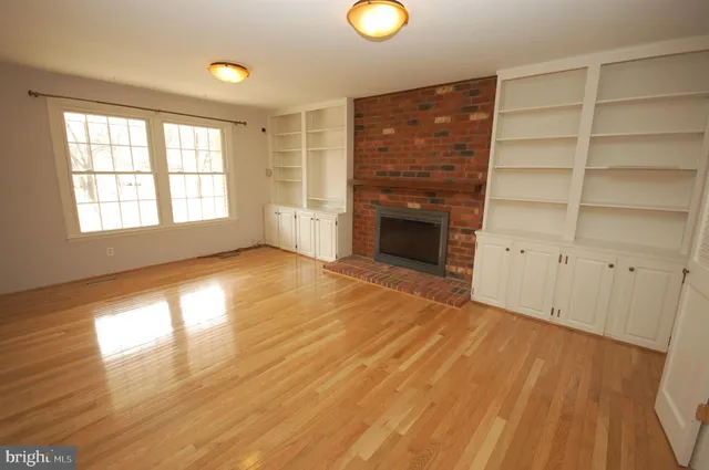 $799,900 | 10336 Burnside Drive, Ellicott City, MD 21042