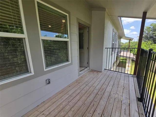$2,100 | 2105 Tiger Trail, Unit 702, Round Rock, TX 78664