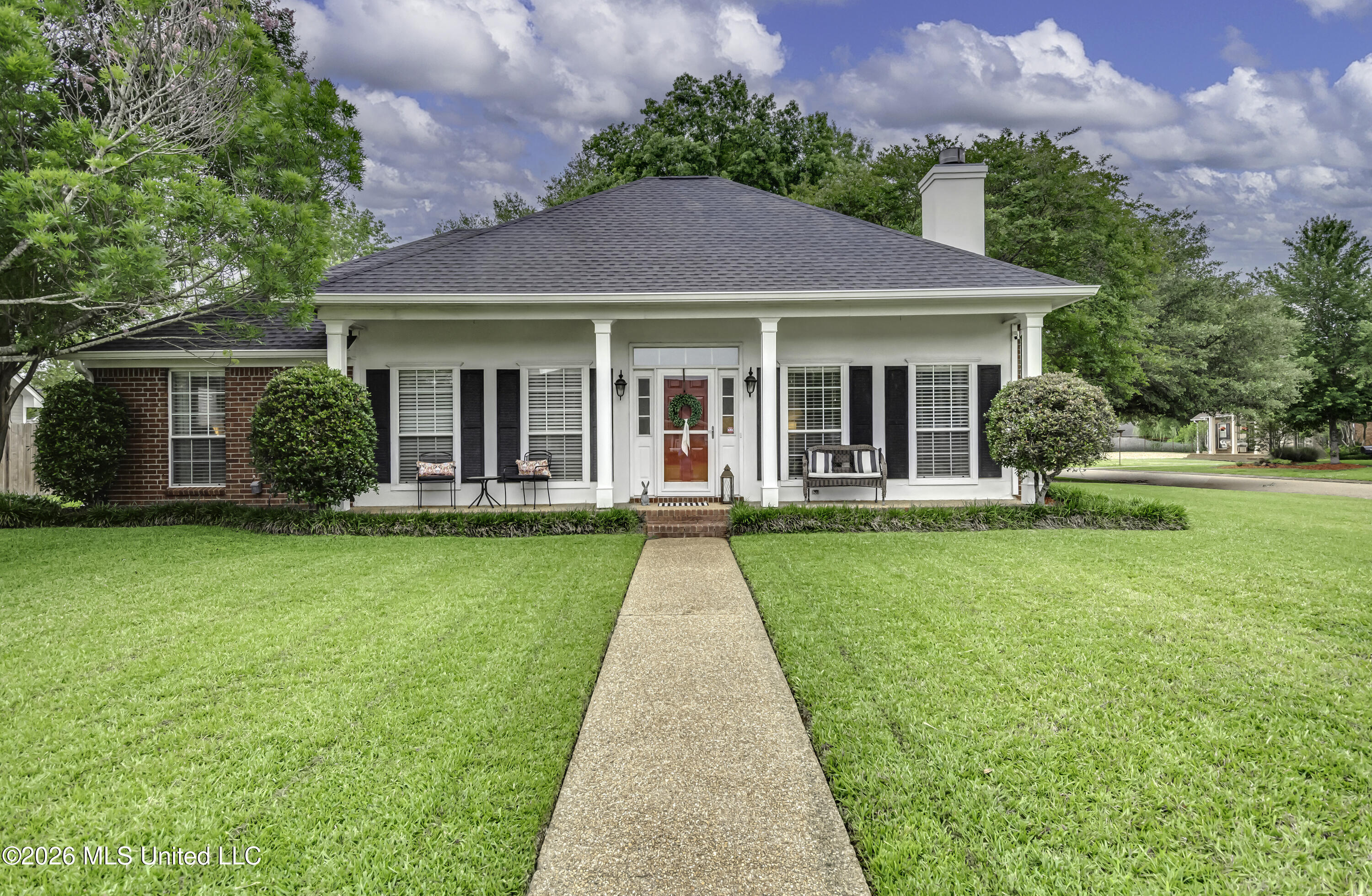 690 Olympic Drive Flowood, MS 39232 - Photo 1 of 54 690 Olympic Dr--60