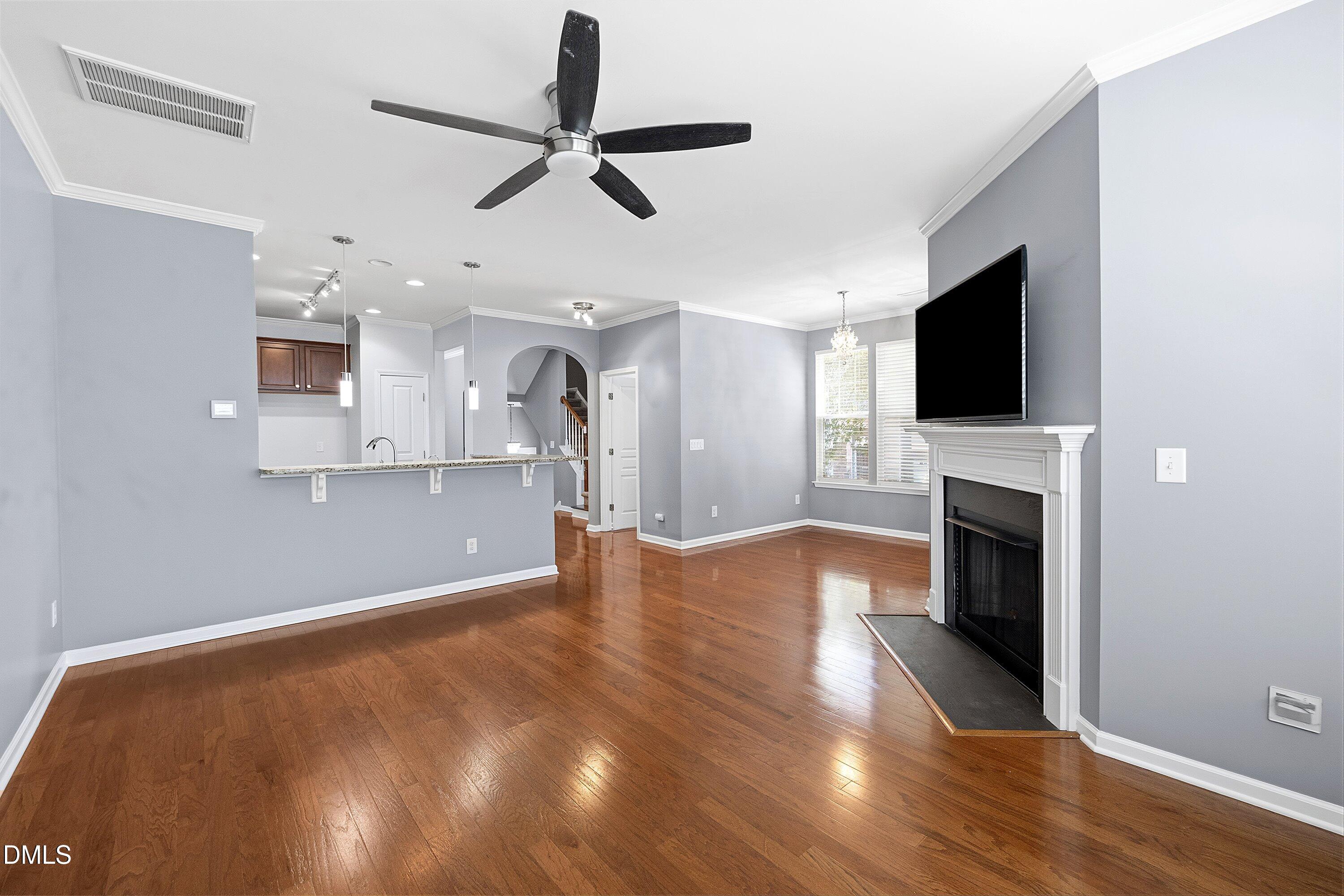 5911 Longeria Court Raleigh, NC 27612 - Photo 17 of 53 17-5911 Longeria Ct -_7058