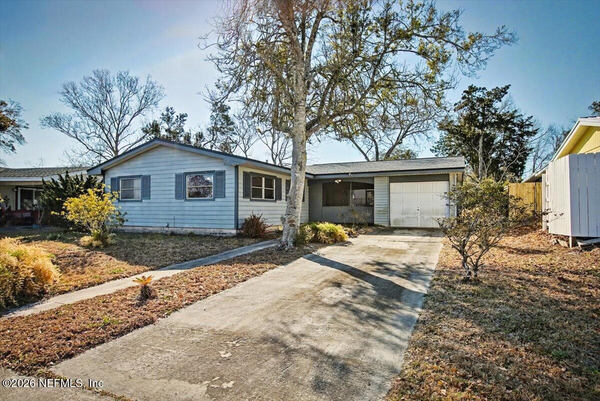 165 Toledo Street St. Augustine, FL 32086 - Photo 1 of 30 01-CFREM_165_Toledo_St_St_Augustine_FL-1