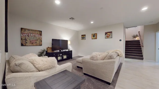 $1,050,000 | 2968 East Agritopia Loop North, Gilbert, AZ 85296