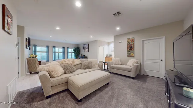 $1,050,000 | 2968 East Agritopia Loop North, Gilbert, AZ 85296