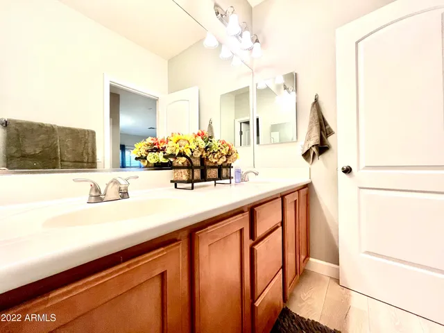 $1,050,000 | 2968 East Agritopia Loop North, Gilbert, AZ 85296