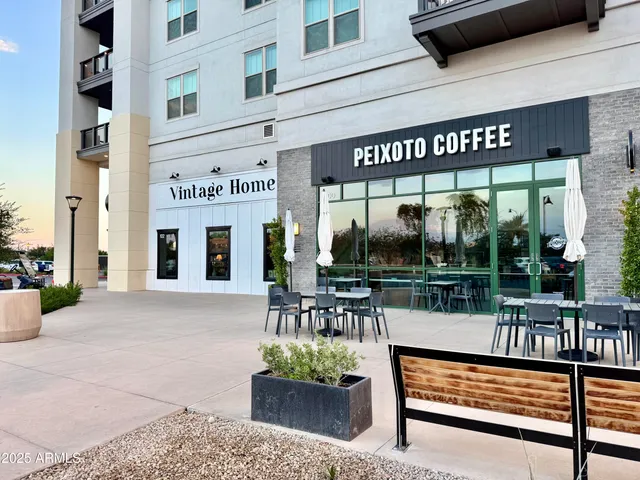 $1,050,000 | 2968 East Agritopia Loop North, Gilbert, AZ 85296