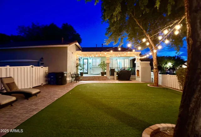 $1,050,000 | 2968 East Agritopia Loop North, Gilbert, AZ 85296