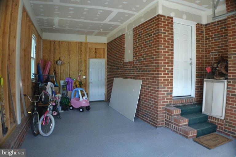 10173 Dahlgren Road King George, VA 22485 - Photo 12 of 24 Garage/1 car