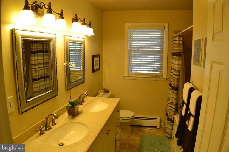 10173 Dahlgren Road King George, VA 22485 - Photo 8 of 24 Full Bath