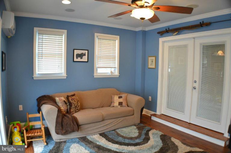 10173 Dahlgren Road King George, VA 22485 - Photo 9 of 24 Family Room