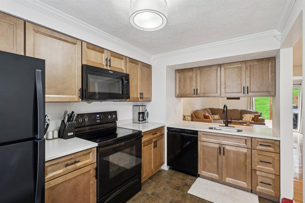 6309 Spring House Place Bridgeville, PA 15017 - Photo 20 of 49 Gallery Image 20