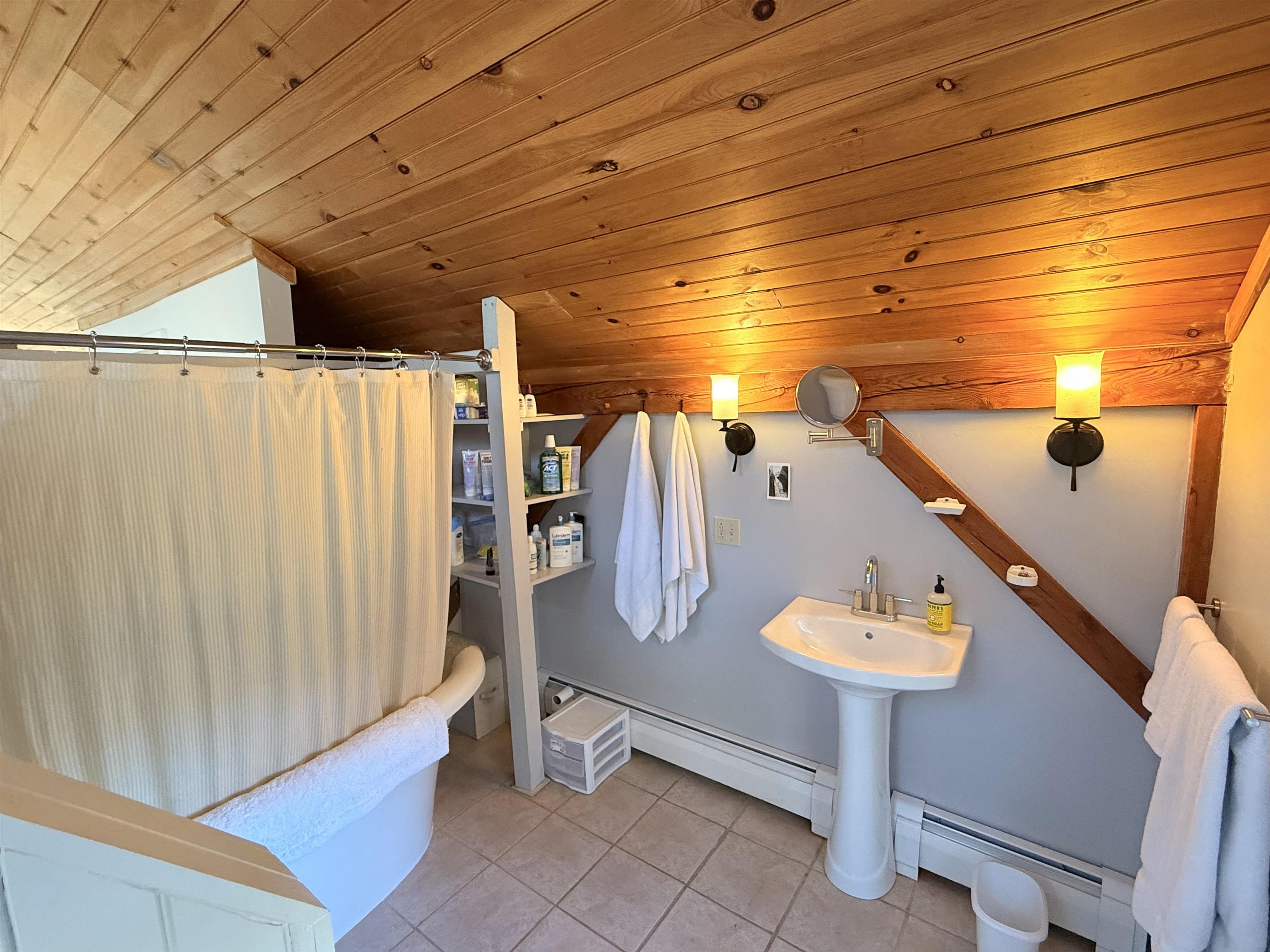 682 East Manchester Road Manchester, VT 05255 - Photo 26 of 35