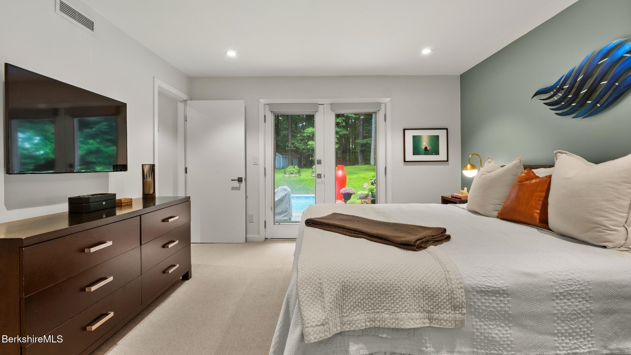 86 Pine Knoll Road Lenox, MA 01240 - Photo 32 of 54 PRIMARY SUITE