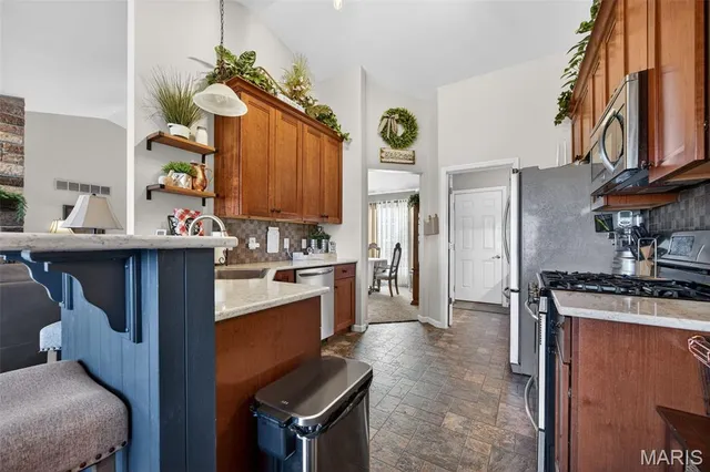 $875,000 | 113 Bridlespur Court, Hawk Point, MO 63349