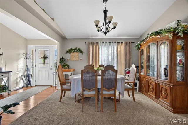 $875,000 | 113 Bridlespur Court, Hawk Point, MO 63349