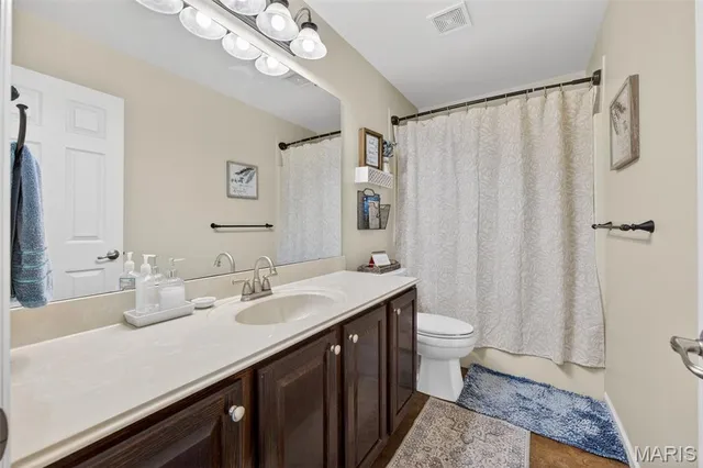 $875,000 | 113 Bridlespur Court, Hawk Point, MO 63349