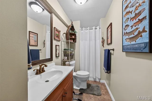 $875,000 | 113 Bridlespur Court, Hawk Point, MO 63349