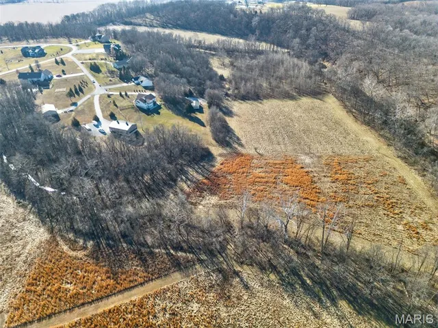 $875,000 | 113 Bridlespur Court, Hawk Point, MO 63349