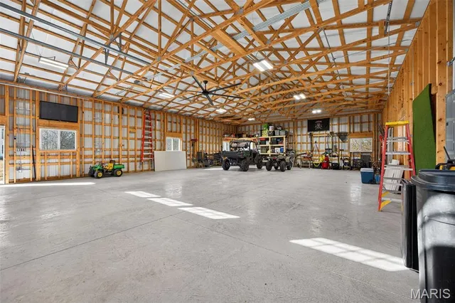 $875,000 | 113 Bridlespur Court, Hawk Point, MO 63349