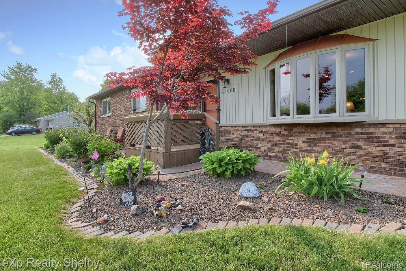 43460 Robson Road Belleville, MI 48111 - Photo 3 of 33 Gallery Image 3
