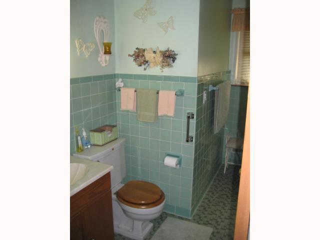 10226 Ruckle Street Indianapolis, IN 46280 - Photo 12 of 12 Gallery Image 12