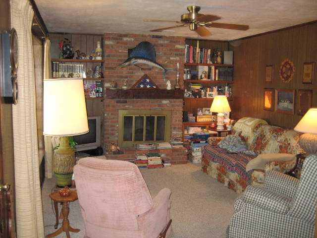 10226 Ruckle Street Indianapolis, IN 46280 - Photo 6 of 12 Gallery Image 6
