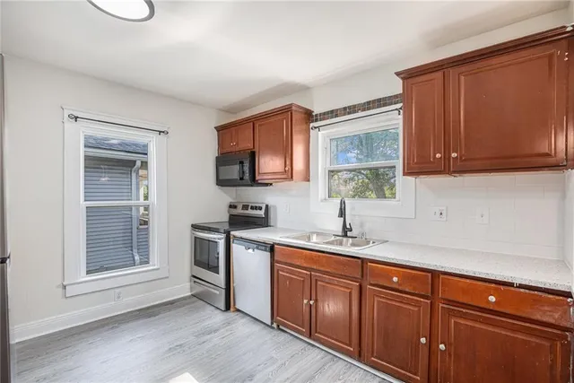 $275,000 | 3916 Warwick Boulevard, Kansas City, MO 64111