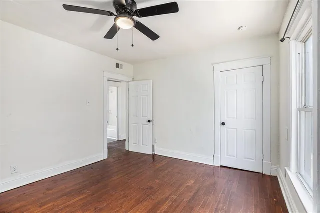 $275,000 | 3916 Warwick Boulevard, Kansas City, MO 64111