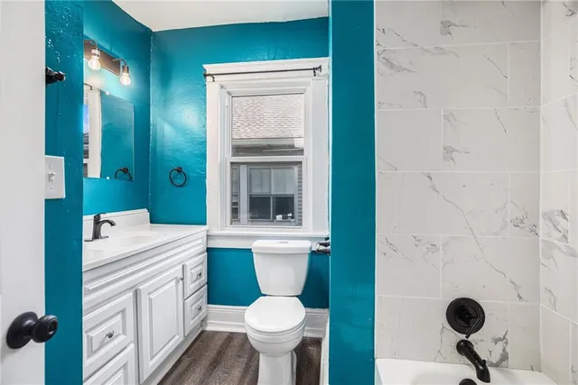 $275,000 | 3916 Warwick Boulevard, Kansas City, MO 64111